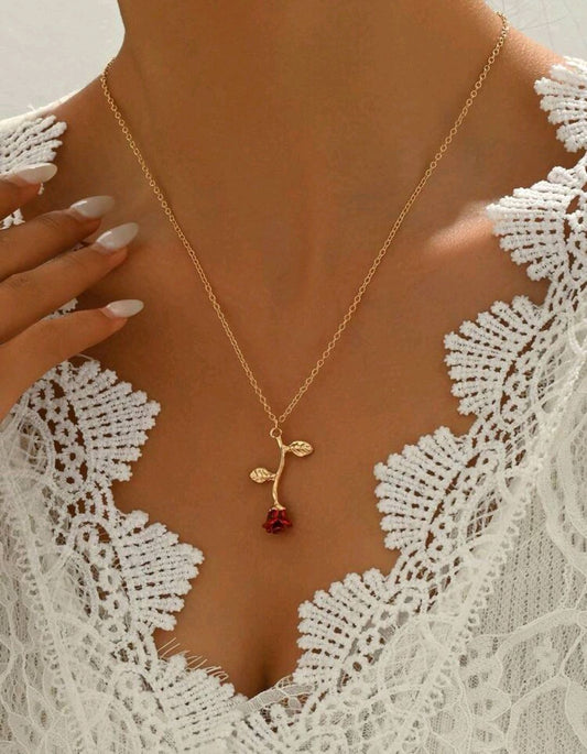 Falling Rose Pendant Necklace🥀