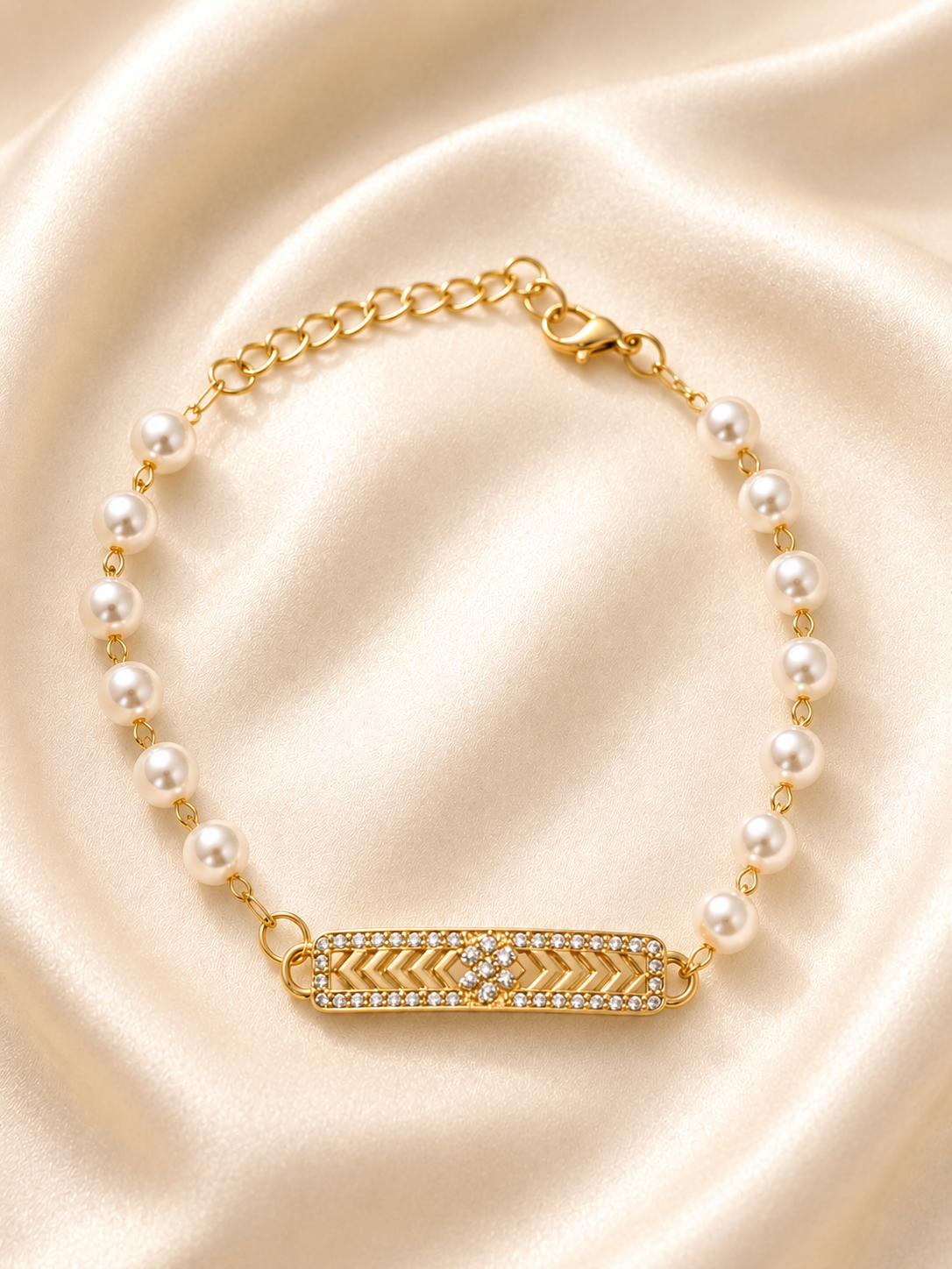 Pearl Luxe Crystal Bracelet