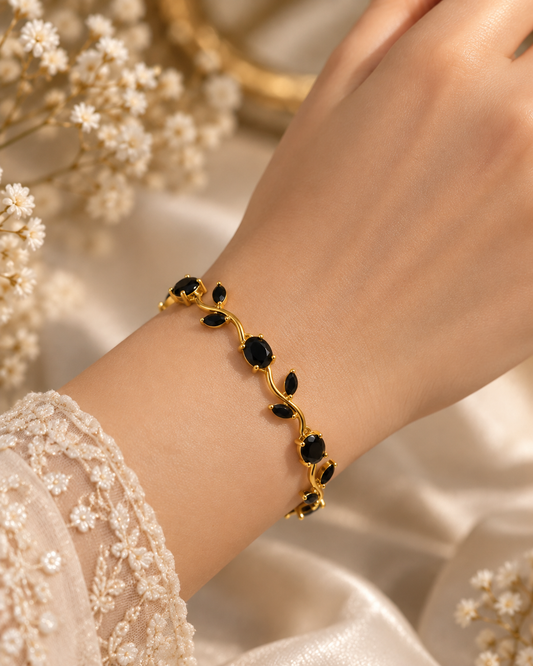 Noir Black tulip bracelet